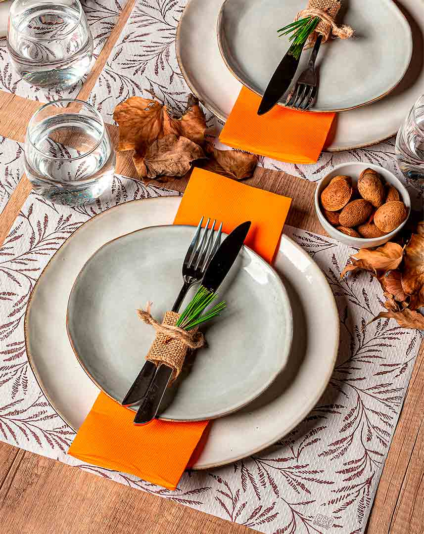 ideas-decoracion-de-otoño-para-restaurantes-hojas-secas
